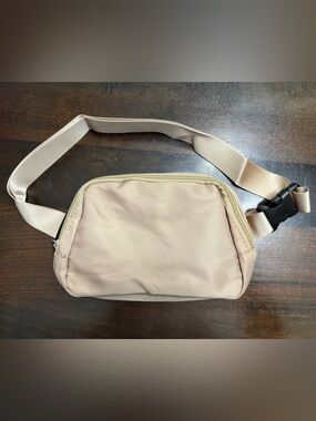 Women’s Crossbody Bag